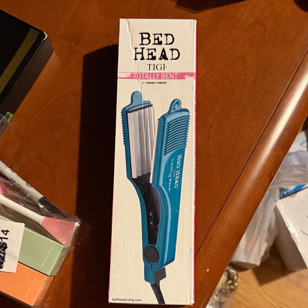 Bed Head Totally Bent Hair Crimper